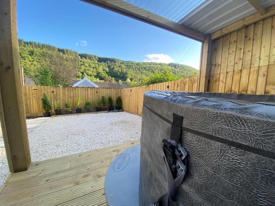 Brynhyfryd Cottage Aberaman Екстер'єр фото